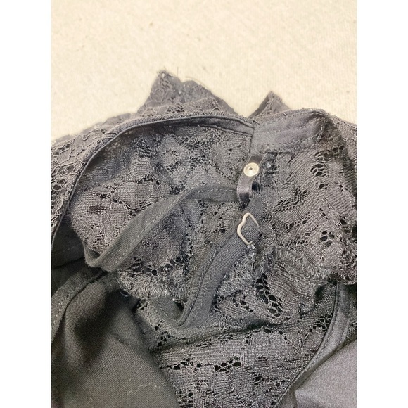 Abercrombie & Fitch Tie back lace top - Picture 3 of 8